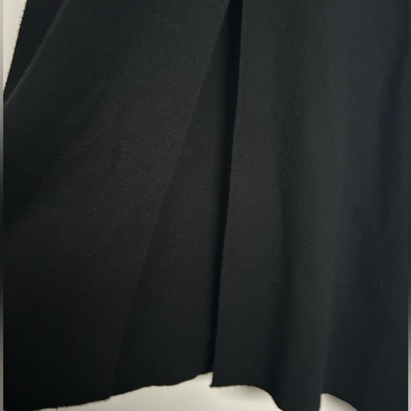 EVER NEW — Knit Front Split Midi Dress With Belt (Black) USA SIZE 2 - Picture 4 of 6
